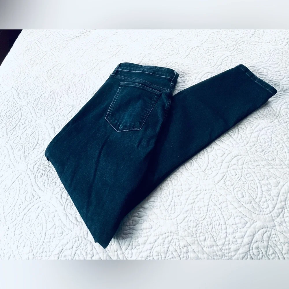 JOE’S JEANS Size 32 Skinny Ankle Leg Jeans in Fenwick Wash Denim EUC